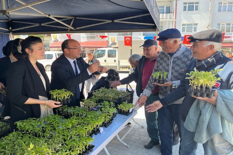 Eskişehir Büyükşehir Belediyesi Yerel Tohum Merkezi’nde üretilen yerel tohumlardan elde