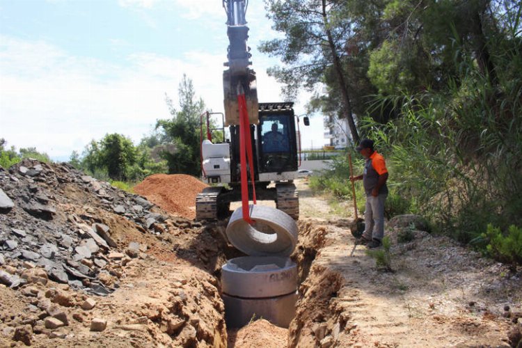 Antalya Büyükşehir Belediyesi, Manavgat’ın Ilıca ve Sarılar mahallelerinde yaklaşık 1500