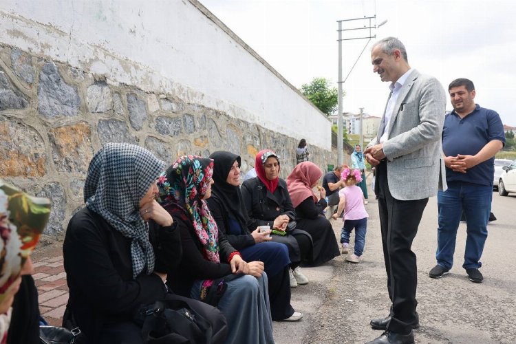 Çayırova Belediye Başkanı Bünyamin Çiftçi, bugün Alan Yeterlilik Sınavı’nda (AYT)