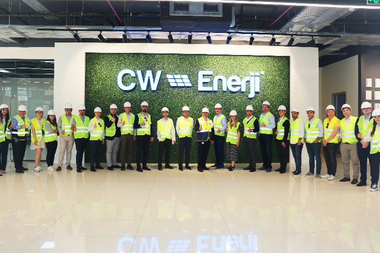 CW Enerji fabrikasına Portföy Yönetim Şirketleri Fon Yöneticileri ziyarette bulun-du.