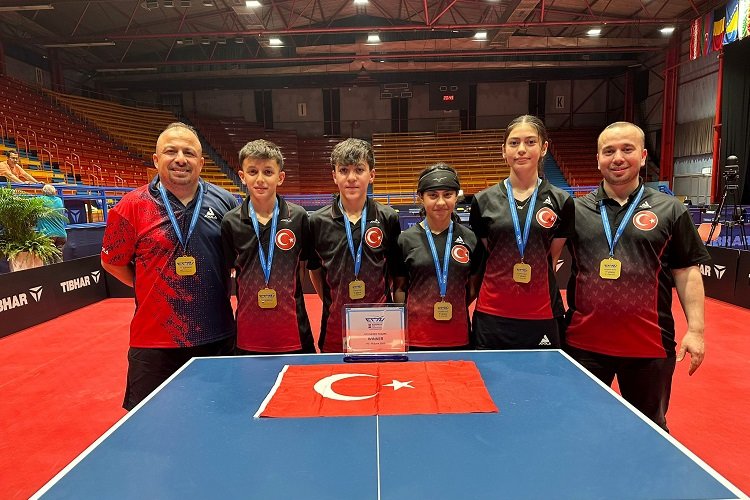 Kayseri Kocasinan Belediyesi Spor Kulübü Masa Tenisi Sporcusu Kenan Eren