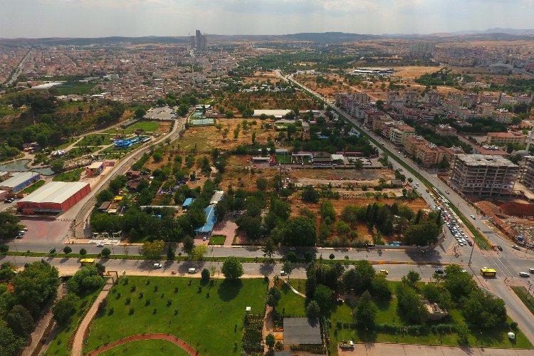 Gaziantep Büyükşehir Belediyesi, ağaçlandırma çalışmalarıyla kişi başına düşen yeşil alanı,