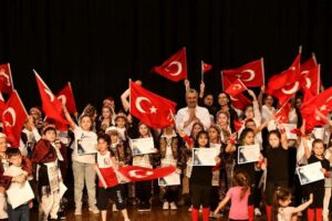 Malkara Belediye Akademisi’nin yıl boyunca eğitim alan kursiyerler için yıl