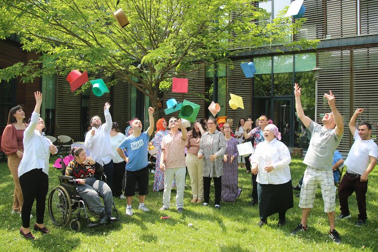 Sakarya Büyükşehir Belediyesi Sosyal Gelişim Merkezi’nde (SGM) öğrenim gören 87