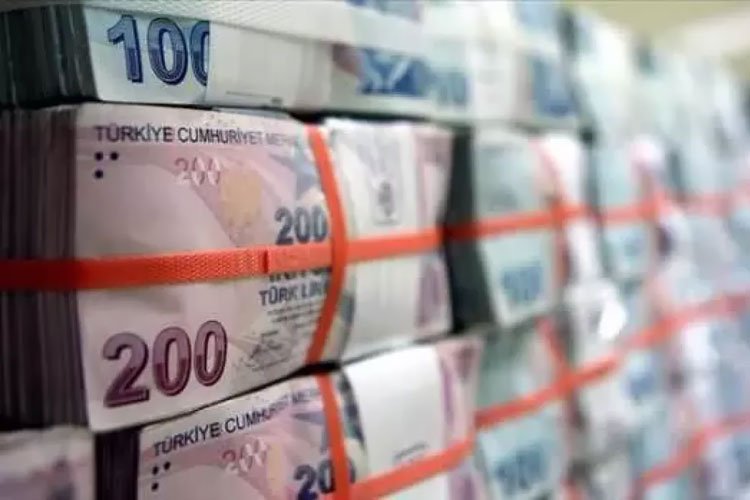 Bankacılık sektörünün toplam mevduatı, 192,6 milyar lira artarak 12 trilyon