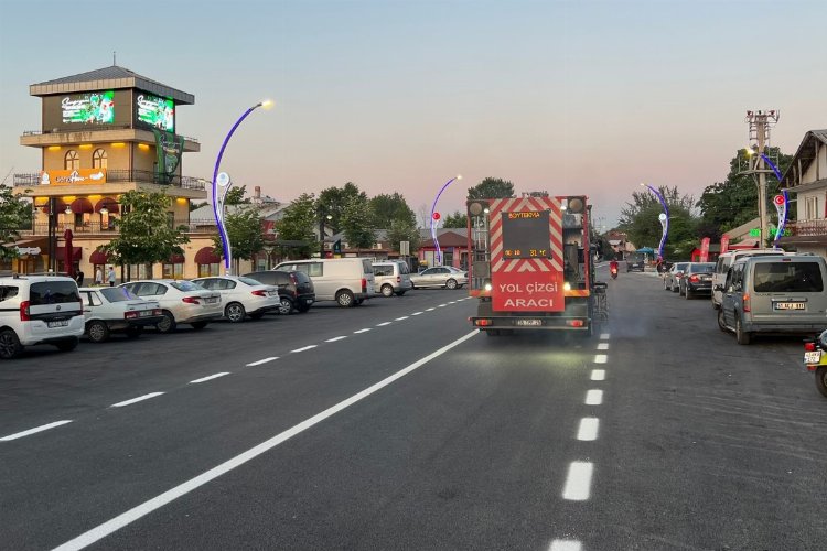 Kocaeli Büyükşehir Belediyesi tarafından Başiskele Kullar Merkez Karamürsel Caddesi’nde baskı