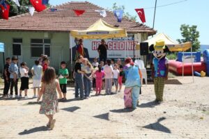 Kocaeli Büyükşehir Belediyesi’nin düzenlediği “Bayram Şenliği” Kandıra Eğercili Köyünde devam