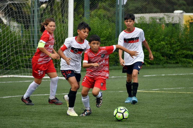 Mersin Büyükşehir Belediyesi, her yaştan Mersinliyi spora teşvik etmek için