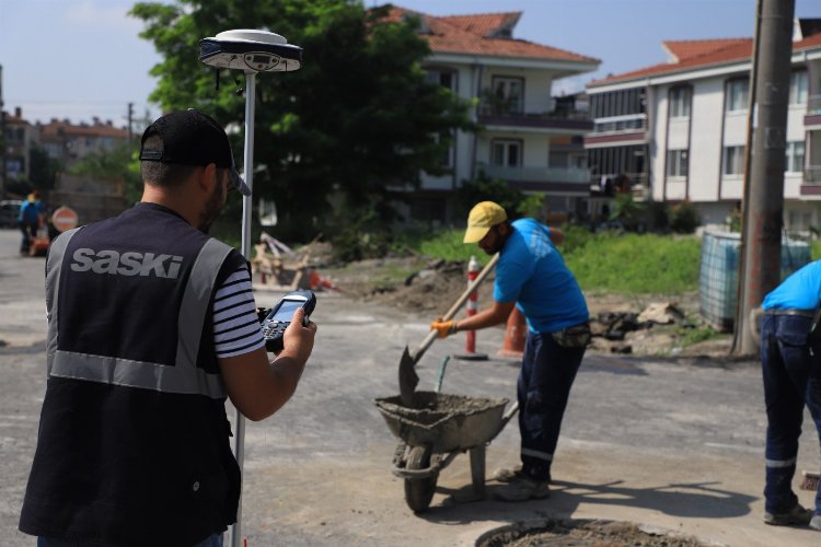 Sakarya Büyükşehir Belediyesi, yol yenileme çalışmaları sonrasında estetik üstyapıyla buluşan