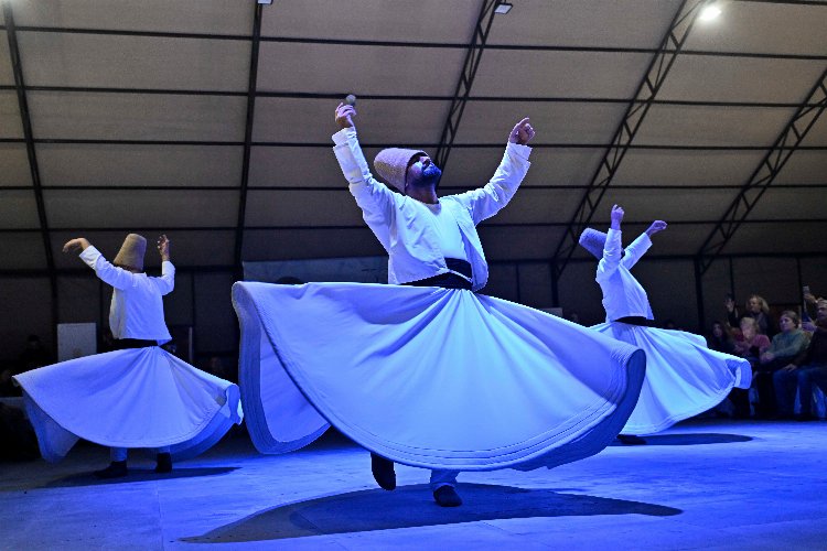 Antalya Muratpaşa Belediye Başkanı Ümit Uysal, vuslatın 750’nci yılında düzenlenen