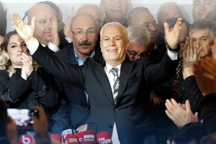 CHP Parti Meclisi’nde Bursa Büyükşehir için adaylığı kesinleşen Mustafa Bozbey,