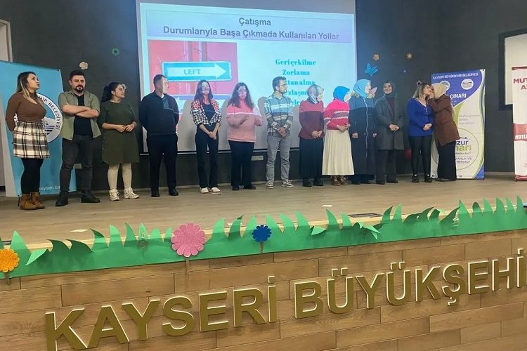 Kayseri Büyükşehir Belediyesi toplumun temel taşı olan aile müessesesine yönelik