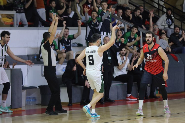 Sakarya Büyükşehir Basketbol takımı Erkekler Basketbol 2. Ligi 6. Haftasında