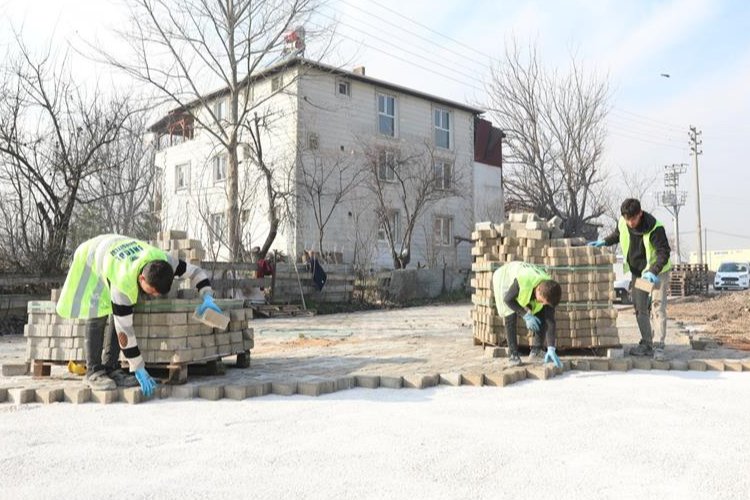 2023 yılında dönemin en fazla yol kaplama çalışmasını gerçekleştiren İnegöl