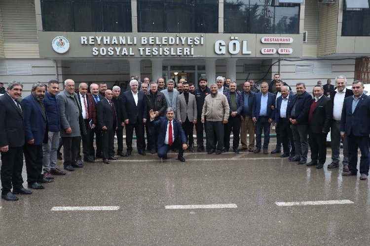 Hatay Büyükşehir Belediye Başkanı Doç. Dr. Lütfü Savaş, beraberindeki heyetle