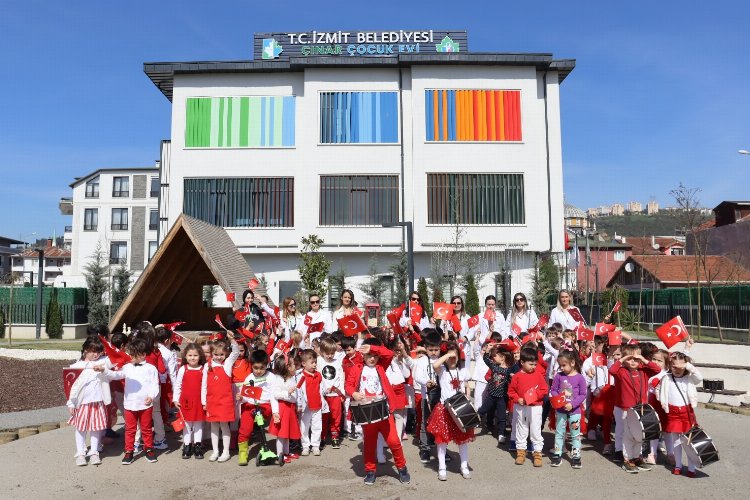 Kocaeli’de İzmit Belediyesi Kadın ve Aile Hizmetleri Müdürlüğü bünyesinde faaliyetini