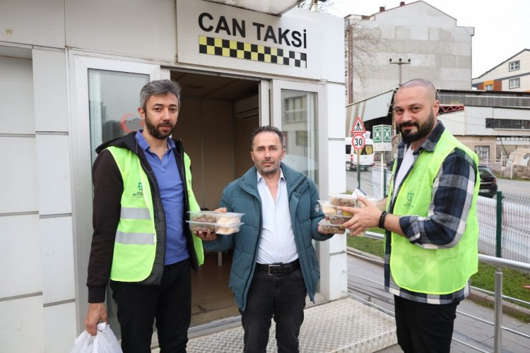 Kocaeli Büyükşehir Belediyesi, iftar saatinde çalışmak durumunda kalan Gebze, Darıca,