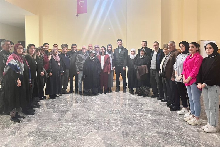 Bilecik’in Pazaryeri ilçesinde protokol ile gaziler ve şehit yakınları iftar