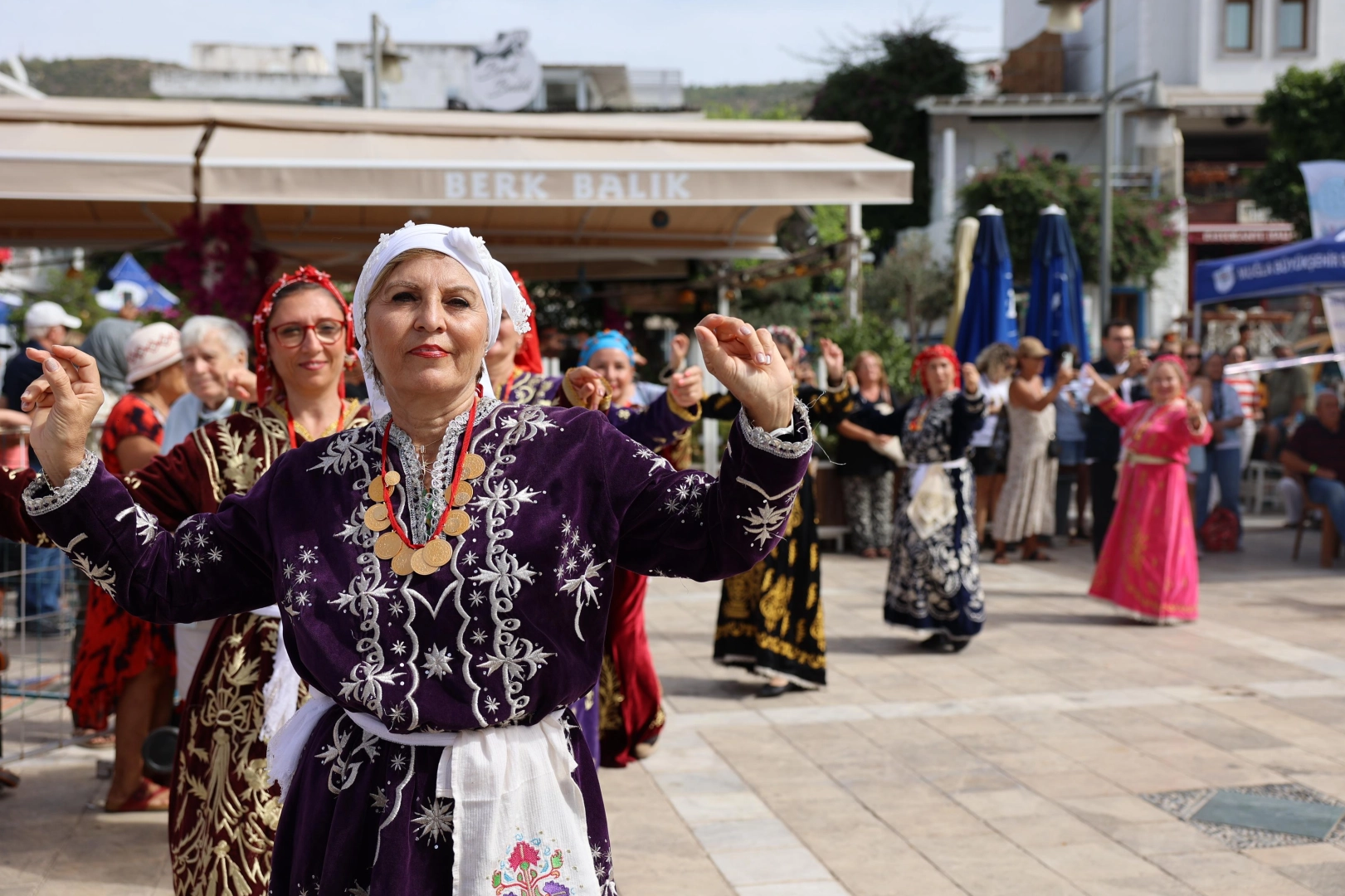 Muğla Büyükşehir Belediye Başkanı Ahmet Aras 5. Uluslararası İki Yaka