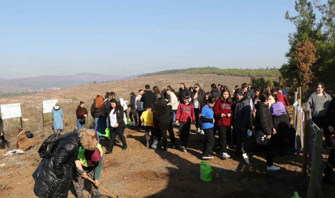 Balıkesir’de, Cumhuriyetimizin 100.yılına armağan edilen “100. Yıl Ormanı Dikim Şenliği”