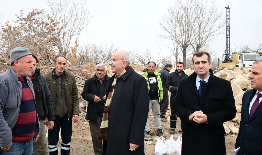 Malatya Büyükşehir Belediye Başkanı Sami Er, “Yıllardır çevreyolu altı hizmet