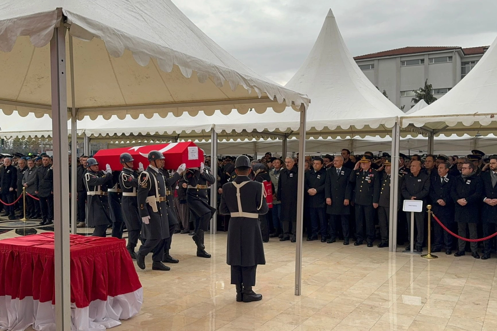 Bursa Adliyesi’nde yaşanan silahlı saldırıda şehit olan Uzman Çavuş Nurettin