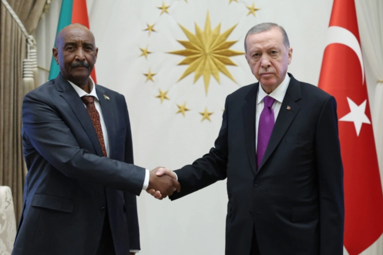 Cumhurbaşkanı Recep Tayyip Erdoğan, Sudan Egemenlik Konseyi Başkanı Abdulfettah el-Burhan