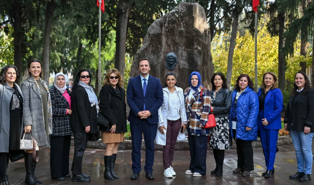 İzmir Bornova Belediyesi, 5 Aralık Türk Kadınına Seçme ve Seçilme