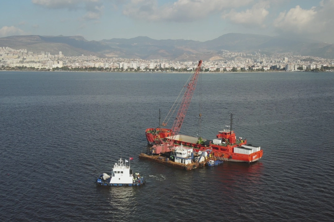 İzmir Büyükşehir Belediyesi, İzmir Körfezi’nin temizlenmesi için tarihinin en büyük