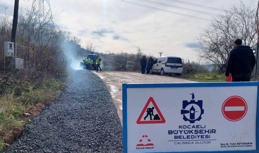 Kocaeli Büyükşehir Belediyesi, Körfez ilçesi Karayakuplu Mahallesi’nde yağmur suyu giderinden