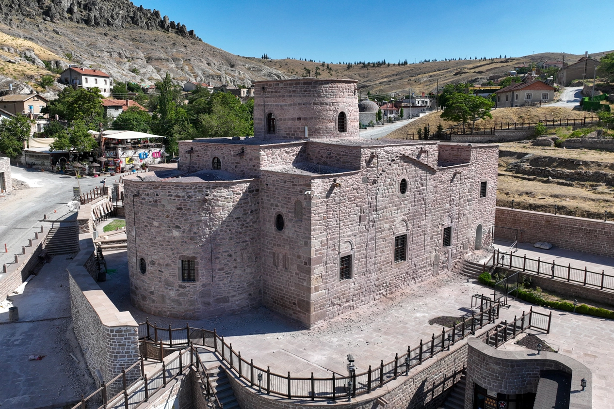 Konya’da Selçuklu Belediyesi tarafından Konya turizmine kazandırılan Konya Tropikal Kelebek