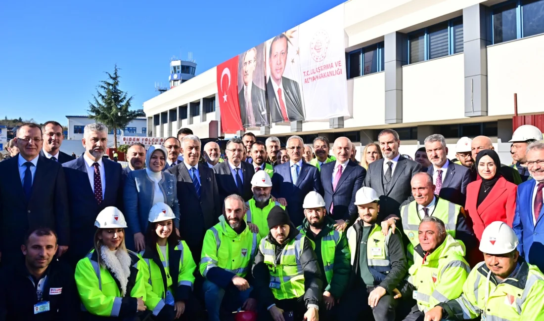 Ulaştırma ve Altyapı Bakanı Abdulkadir Uraloğlu, Trabzon Havalimanı Dış Hatlar