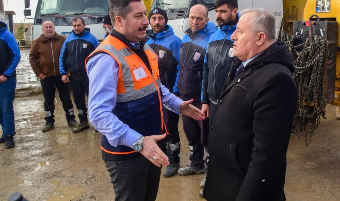 Bursa Yenişehir Belediyesi Fen İşleri Müdürlüğü ekipleri, ilçeyi etkisi altına