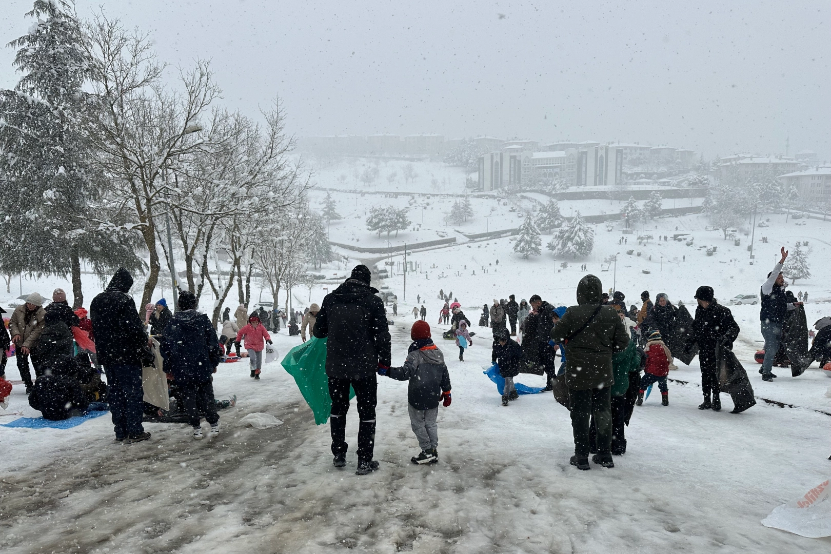 Meteoroloji Genel Müdürlüğü’nden yapılan uyarılar sonucunda Düzce’de de etkili olan