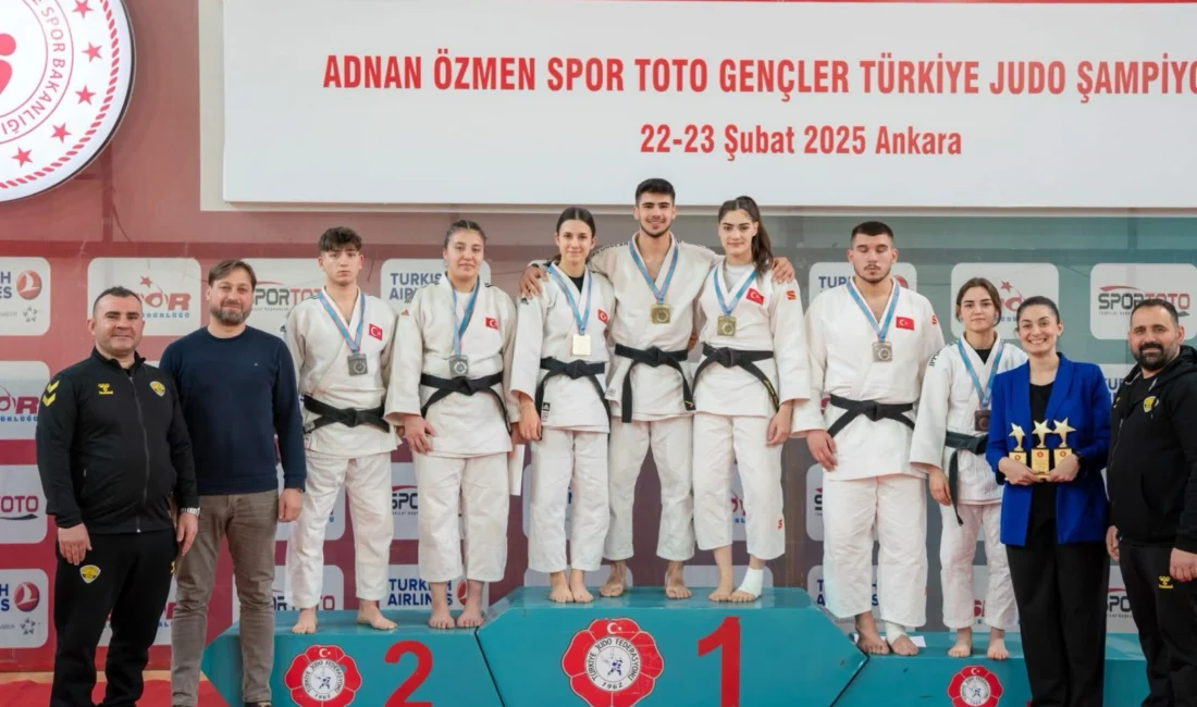 Konya Büyükşehir Belediyesi Judo Takımı, Ankara’da düzenlenen Gençler Türkiye Judo