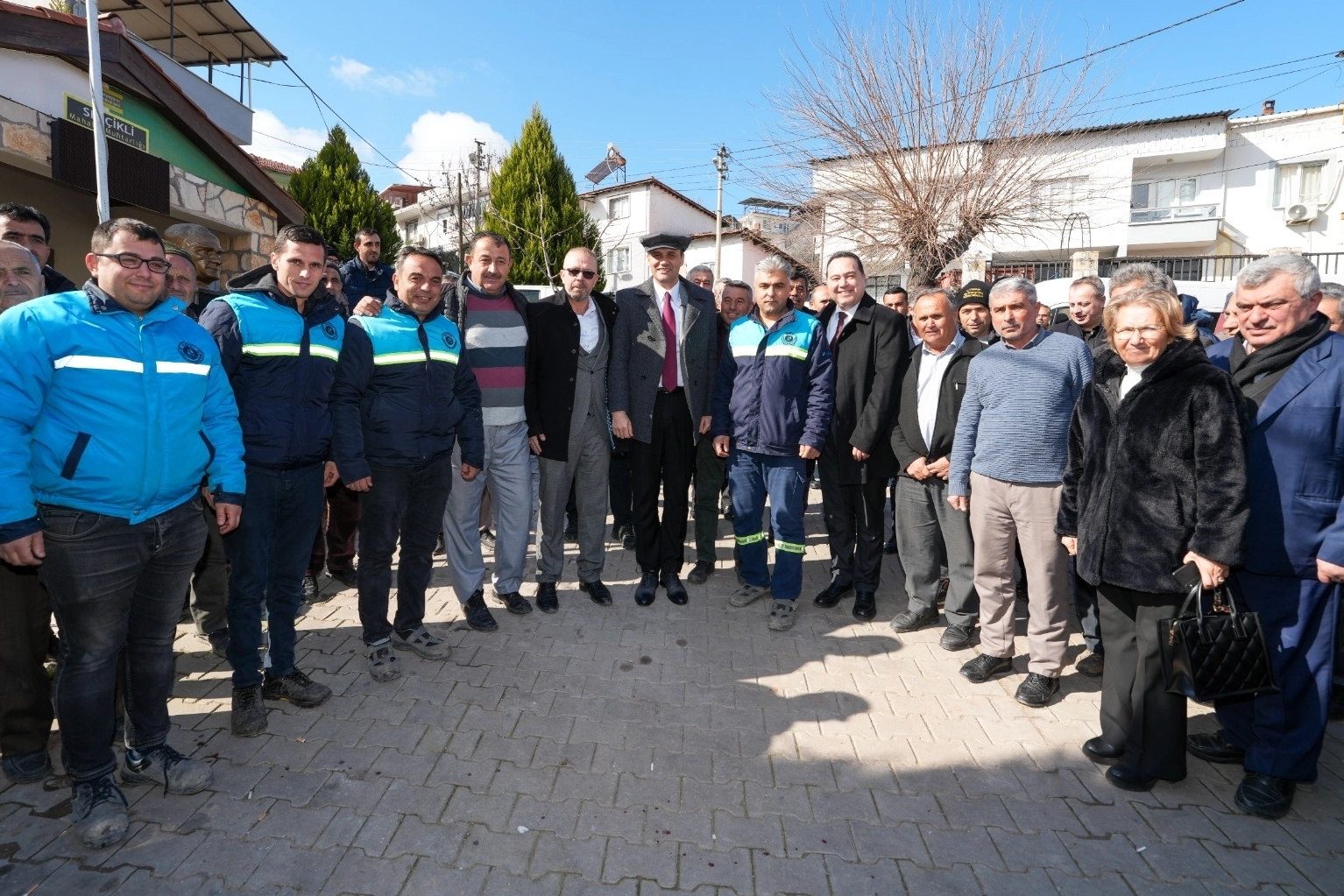 Manisa Büyükşehir Belediye Başkanı Mimar Ferdi Zeyrek, çözüm odaklı belediyecilik