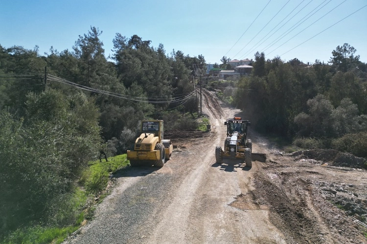 Muğla Büyükşehir Belediyesi, Ula İlçesi Ataköy Mahallesi Zeytinbeleni yolunda konforlu