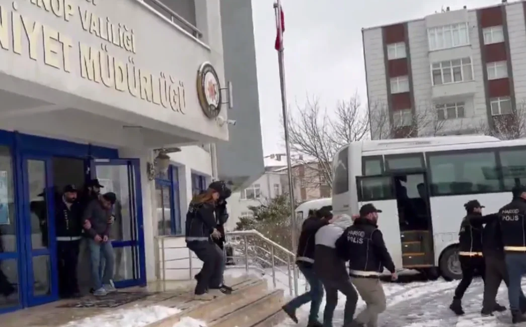 Sinop merkezli 3 ilde elebaşılığını cezaevinde tutuklu bulunan M.C.Ö’nün yaptığı