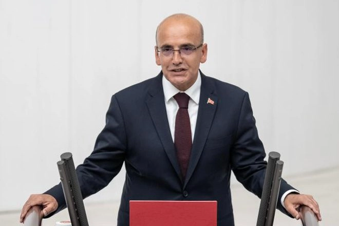 Hazine ve Maliye Bakanı Mehmet Şimşek, özellikle geçmiş enflasyondan daha