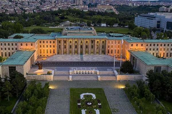 Türkiye Adalet Akademisi Kanunu Teklifi’nin görüşmelerine devam edecek olan TBMM