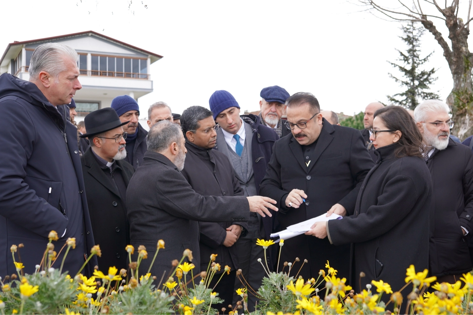 Bursa’da İznik Belediye Başkanı Kağan Mehmet Usta Vatikan’dan gelen heyeti