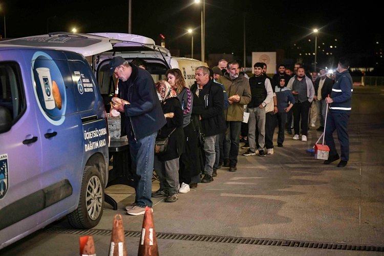 Ankara Büyükşehir Belediyesi, Etlik ve Bilkent Şehir Hastanelerinde sahur vakti