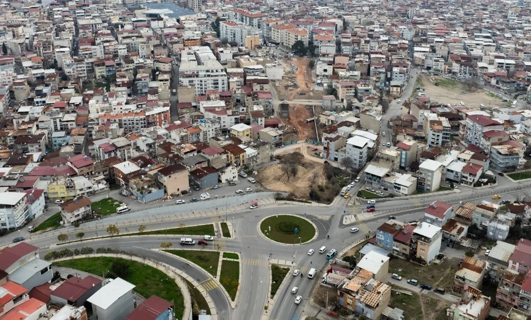 İzmir Büyükşehir Belediyesi, Karabağlar’da Bozyaka bölgesindeki trafik sorununa neşter vuracak