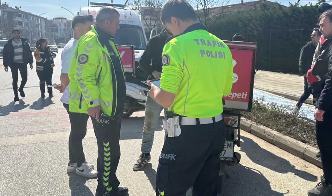 Düzce merkez yeni mahalle Hürriyet caddesi üzerinde kent merkezi istikametine