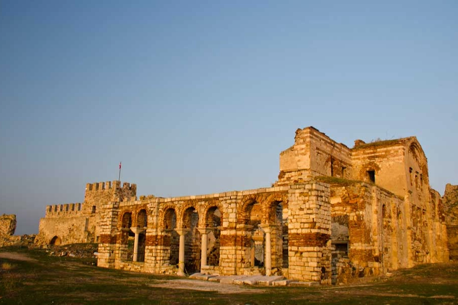 Edirne Keşan’da Enez Sahil Sakinleri Derneği ve Kartopu Enez Gönüllüleri Derneği,